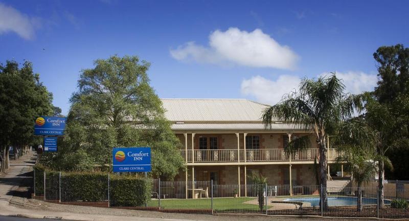 Clare Central Exterior photo